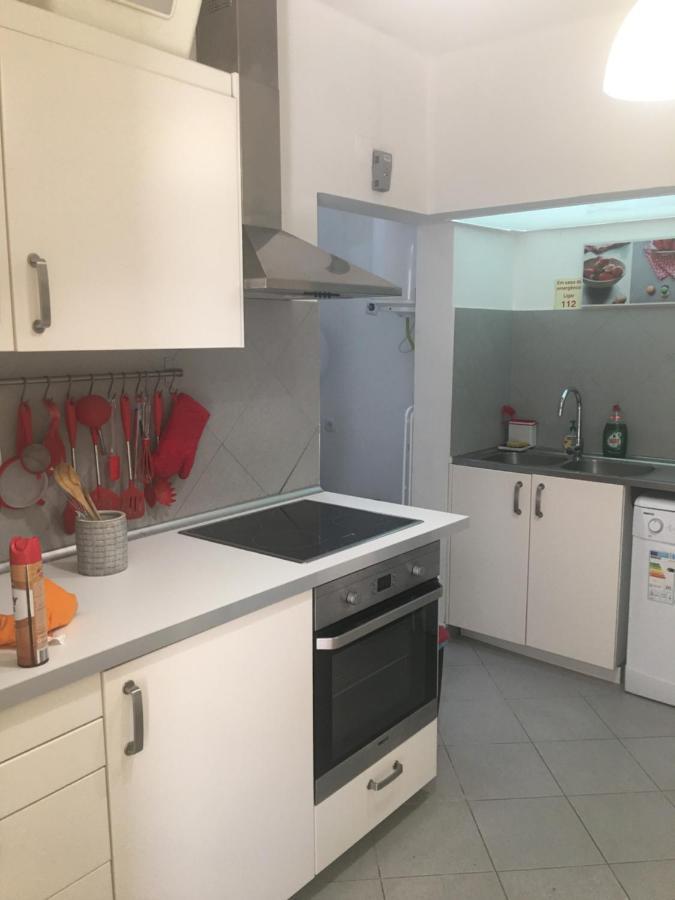 3 Bedroom Town House - Historic Centre Of Cascais. 100 Mts From The Beach And Centre Of Кашкайш Екстер'єр фото